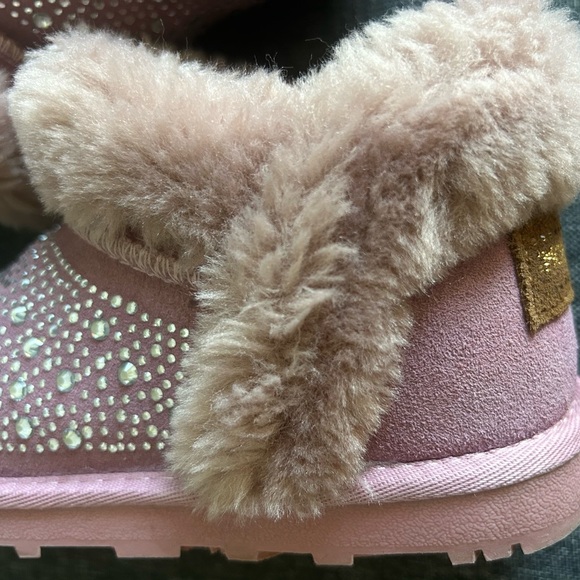 Pink Fur-Lined Sparkly Slip-On Shoes - Picture 12 of 12